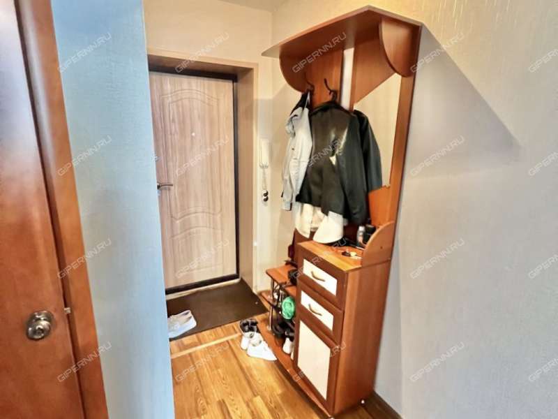 двухкомнатная квартира в 2-м микрорайоне дом 31 город Кстово