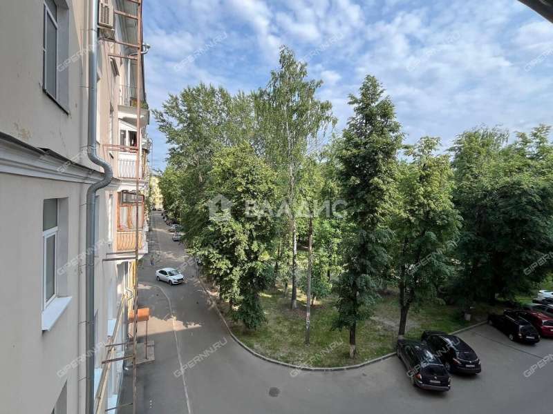 трёхкомнатная квартира на проспекте Октября дом 16