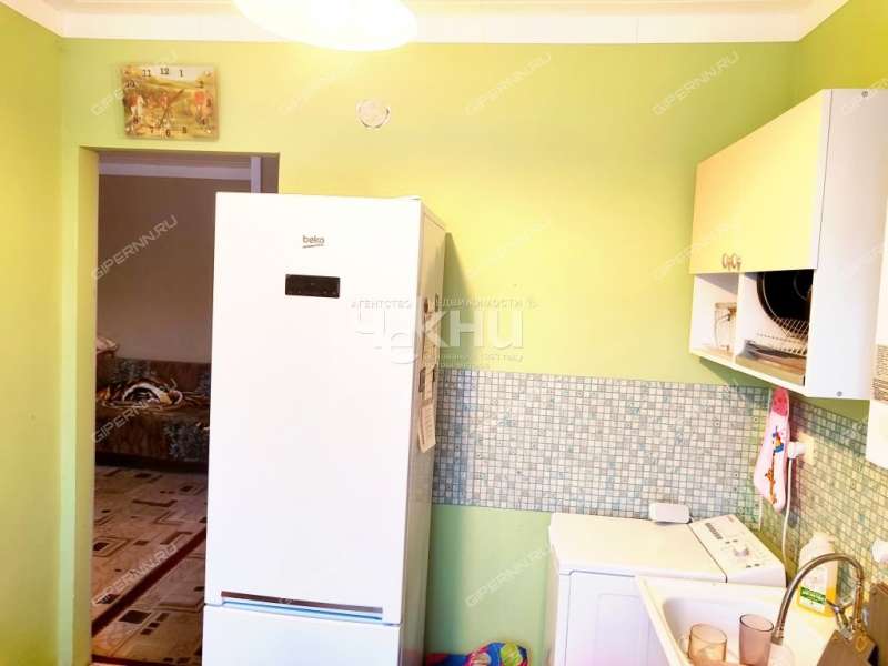 двухкомнатная квартира на улице Октябрьской Революции дом 18