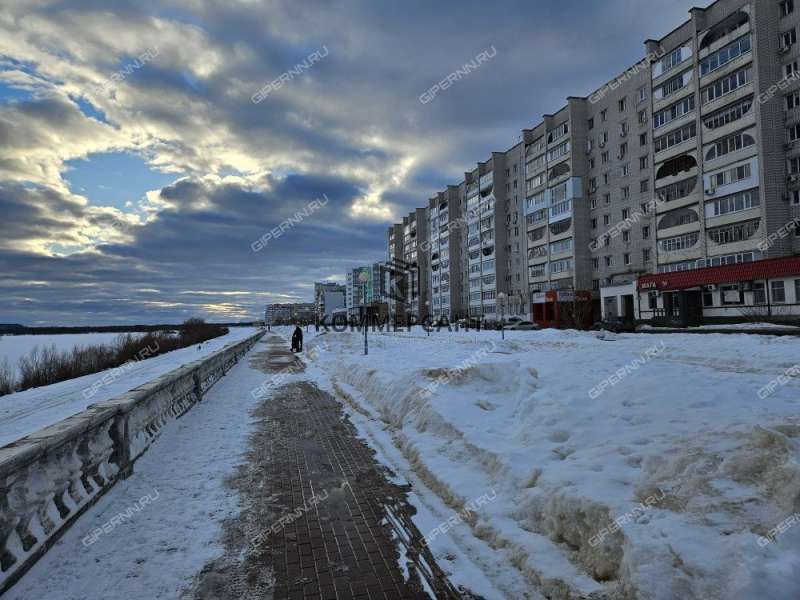 помещение под помещение свободного назначения на Окской набережной город Дзержинск