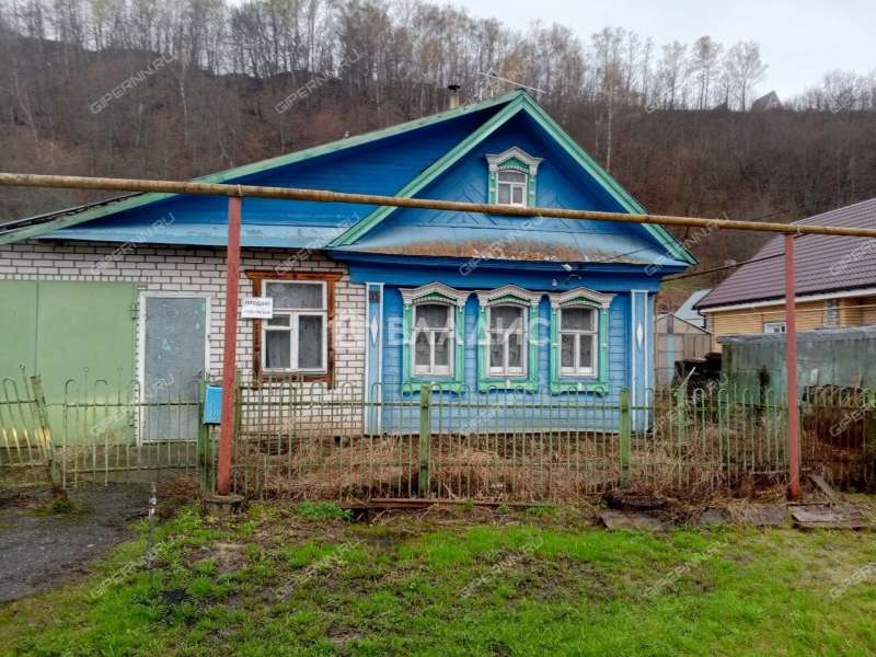 дом на улице Куйбышева село Безводное