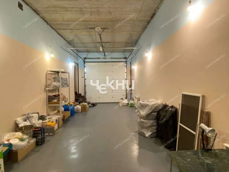 дом на Калухина село Великий Враг