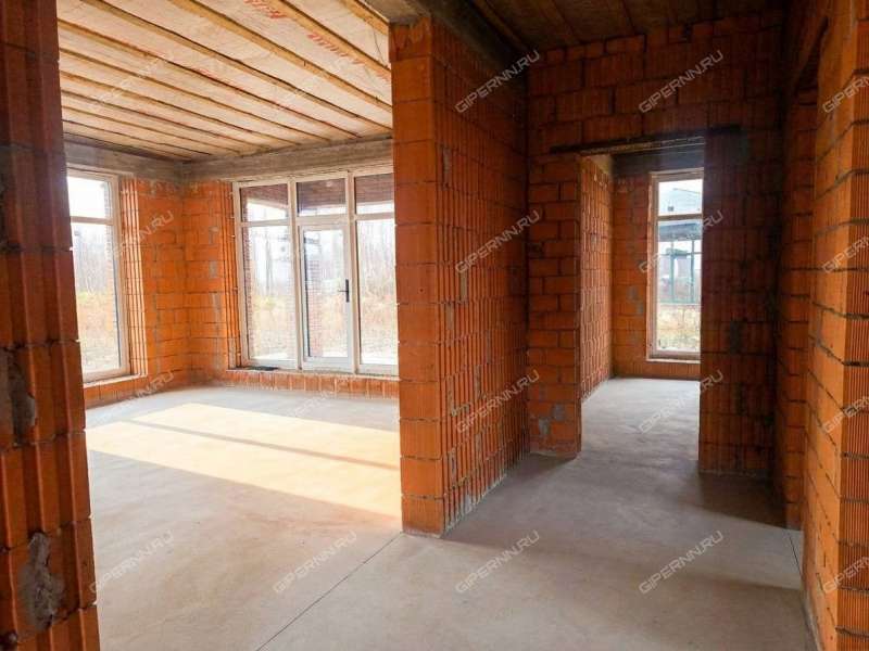 коттедж на улице Счастливая село Елховка