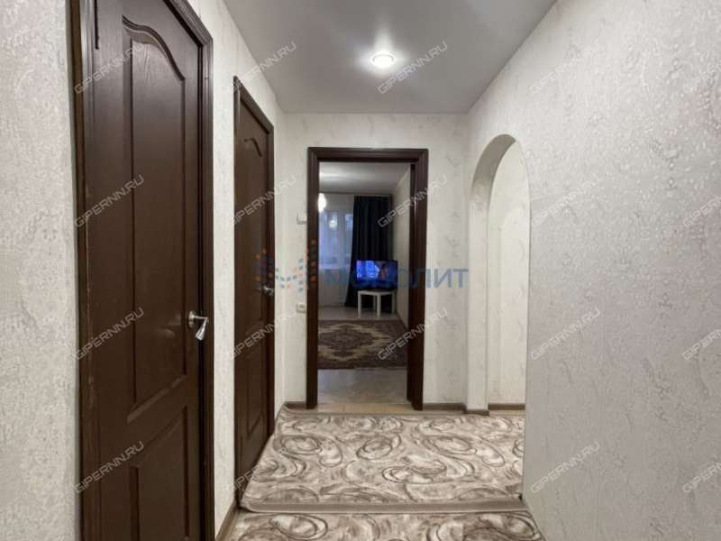 трёхкомнатная квартира на проспекте Бусыгина дом 56