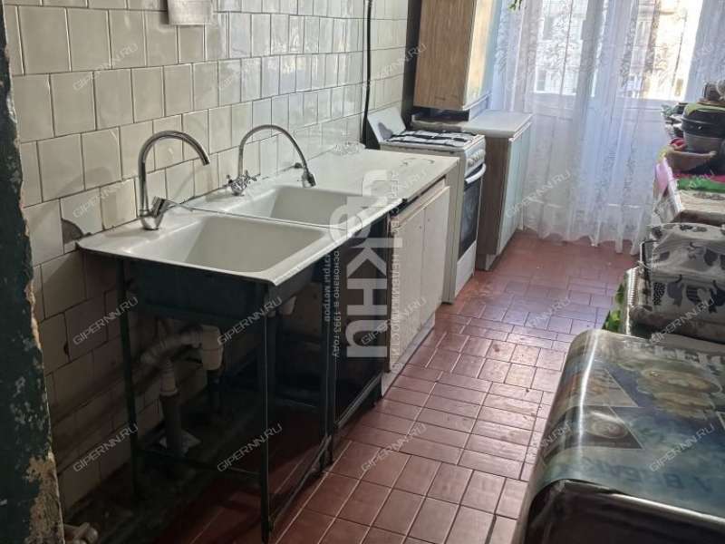 комната в доме 233 на Московском шоссе