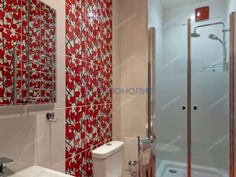 трёхкомнатная квартира на улице Максима Горького дом 77