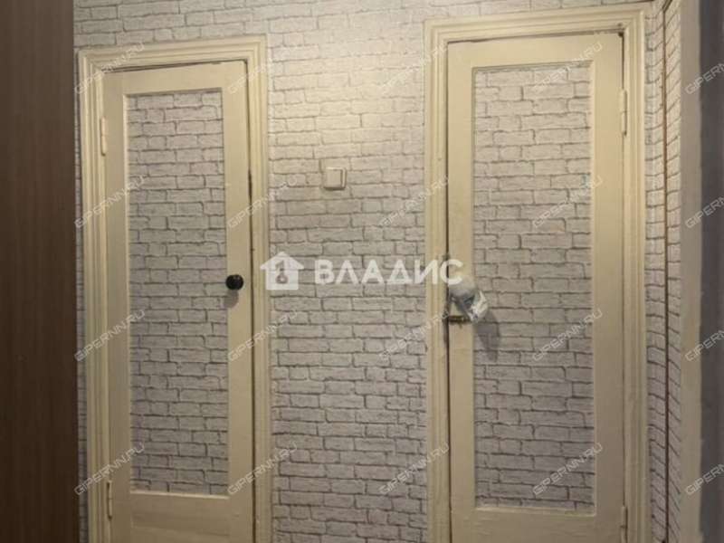 трёхкомнатная квартира на улице Чкалова дом 5